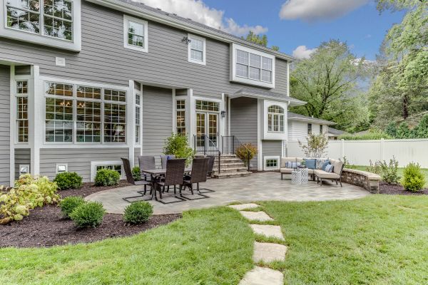 Concrete Patio Landscaping in Snohomish