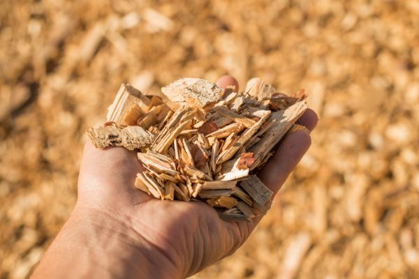 Wood Chips Spreading in Snohomish