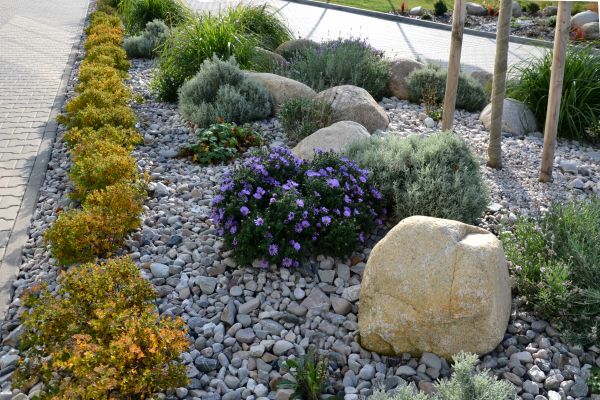Decorative Rock Installation in Snohomish