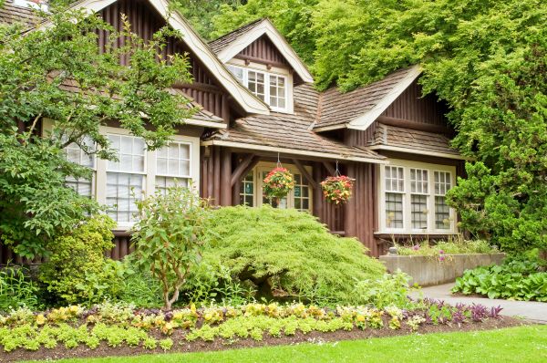 Log Home Landscaping in Snohomish